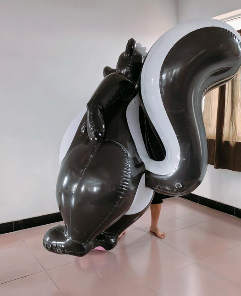 Custom inflatable skunk